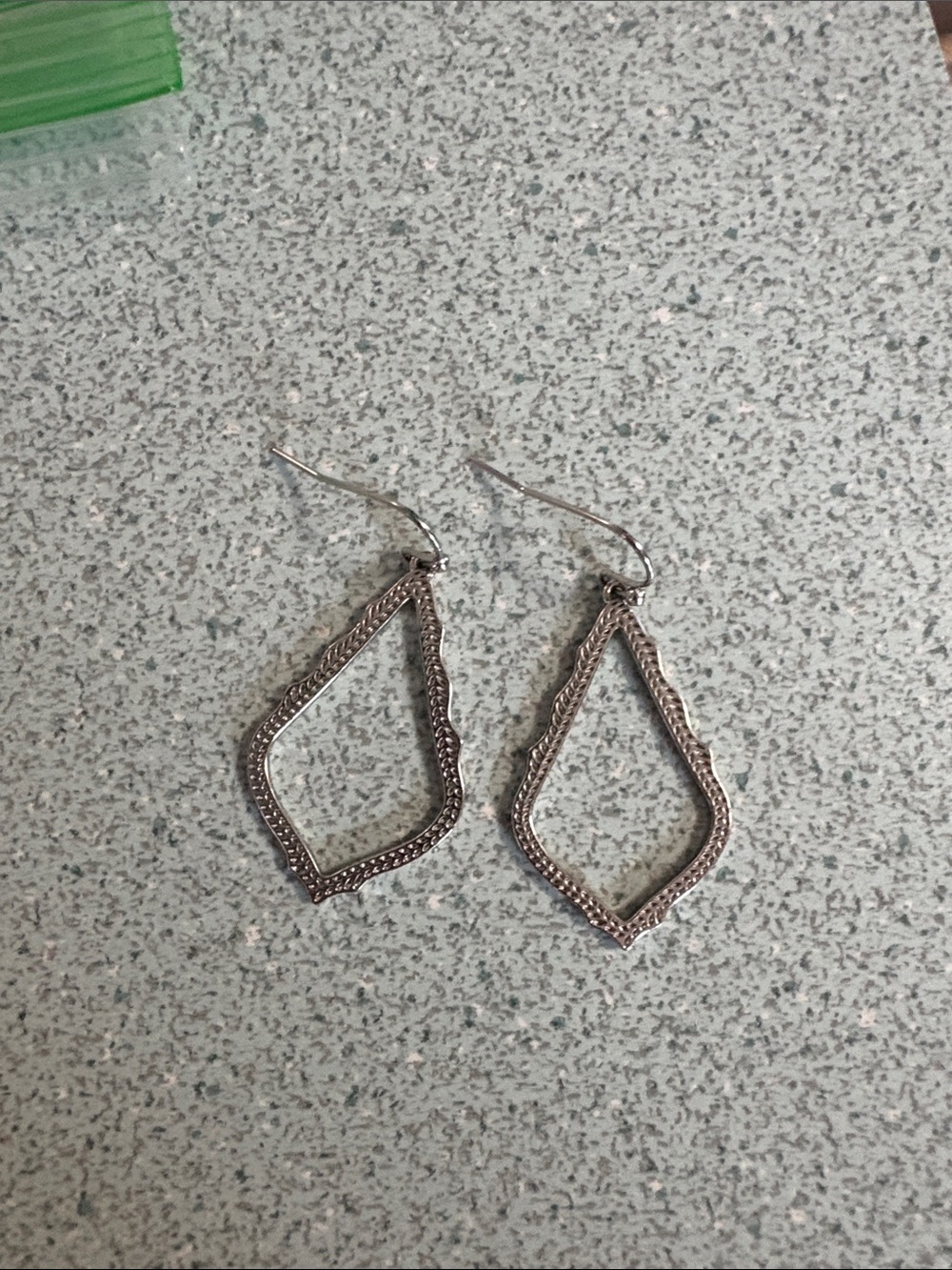 Kendra Scott Silver Open Diamond-Shaped Dangle Earrings